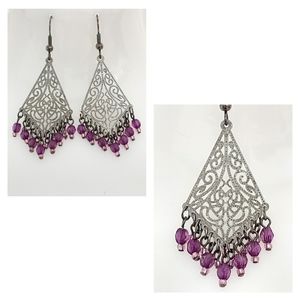 NWOT Filigree statement earrings